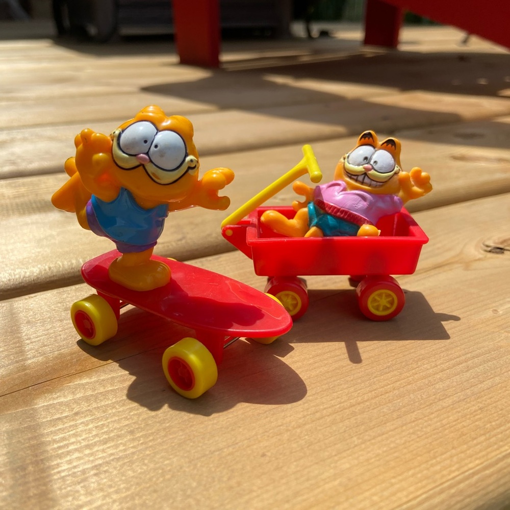 Garfield figures